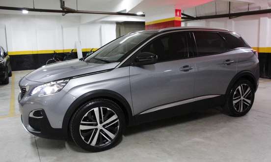 PEUGEOT-3008-2020