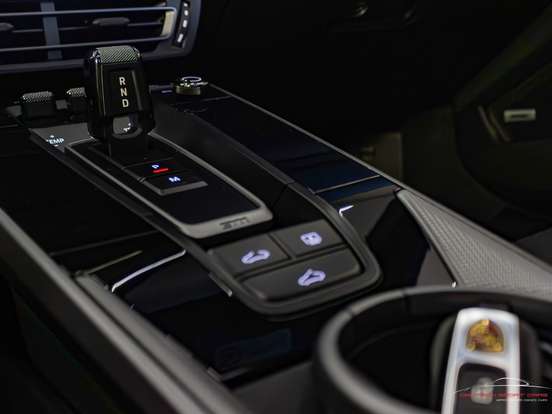PORSCHE-911-2022