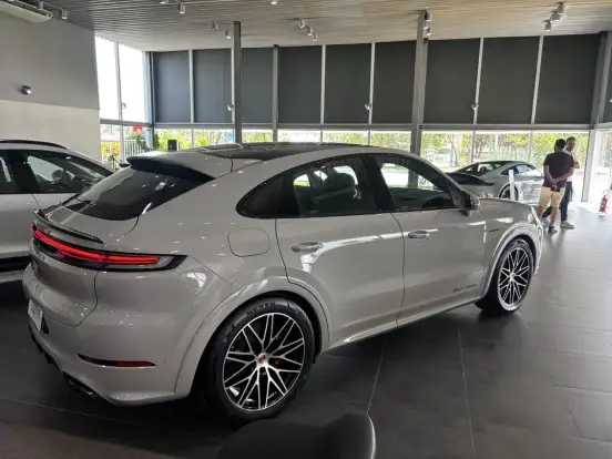 PORSCHE-CAYENNE-3.0 V6 S E-HYBRID BLACK EDITION COUPÉ AWD TIPTRONIC S PORSCHE-CAYENNE-2025