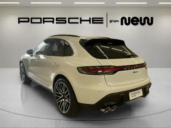 PORSCHE-MACAN-2022
