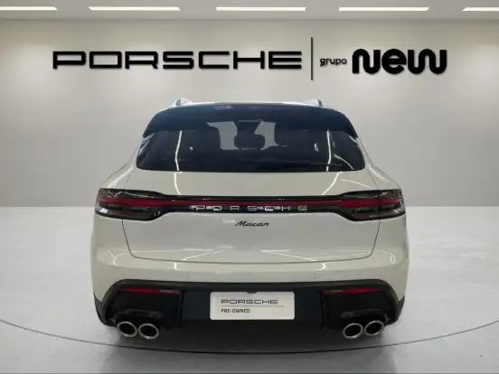 PORSCHE-MACAN-2022