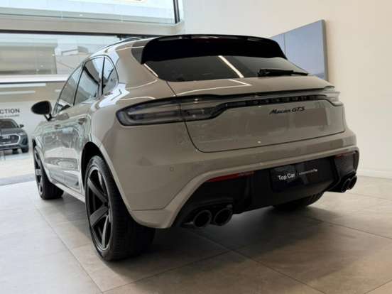 PORSCHE-MACAN-2023