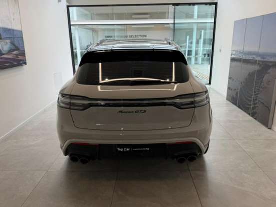 PORSCHE-MACAN-2023