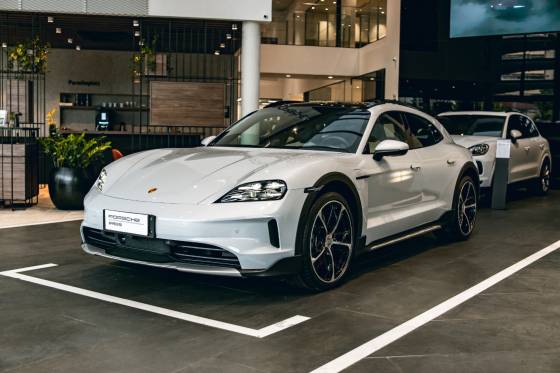 PORSCHE TAYCAN 4 CROSS TURISMO ELÉTRICO