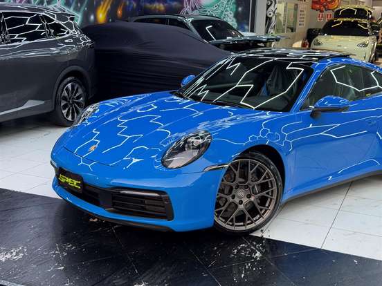 PORSCHE-911-2023