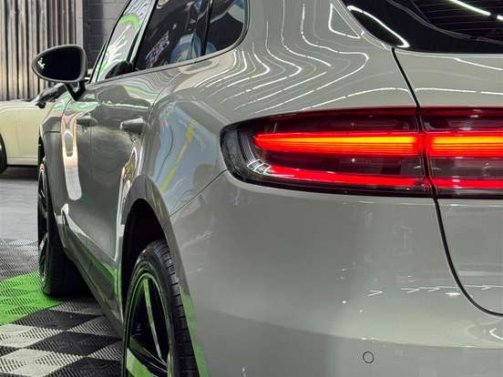 PORSCHE-MACAN-2.0 TURBO GASOLINA PDK PORSCHE-MACAN-2023