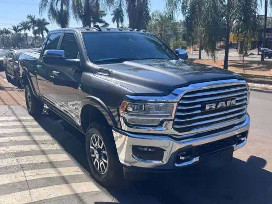 RAM-3500-6.7 I6 TURBO DIESEL LIMITED LONGHORN CD 4X4 AUTOMÁTICO RAM-3500-2022