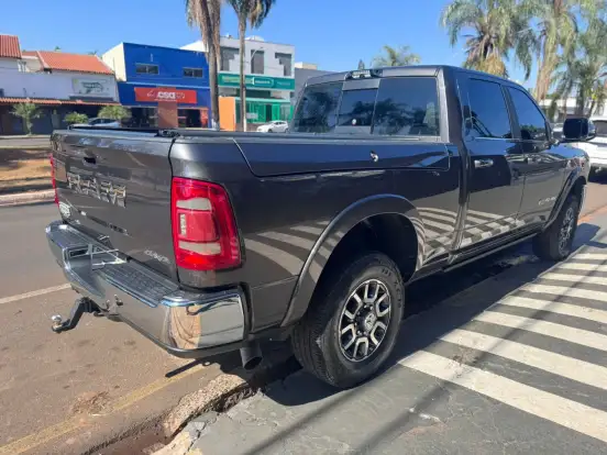 RAM-3500-6.7 I6 TURBO DIESEL LIMITED LONGHORN CD 4X4 AUTOMÁTICO RAM-3500-2022