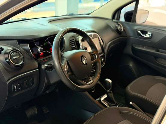 RENAULT-CAPTUR-2019