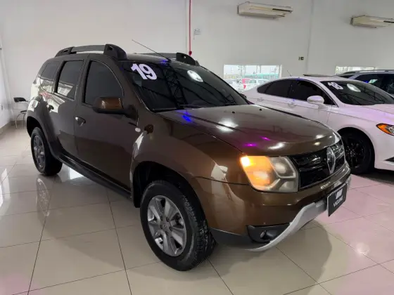 RENAULT DUSTER 1.6 16V SCE FLEX DYNAMIQUE X-TRONIC RENAULT DUSTER 1.6 16V SCE FLEX DYNAMIQUE X-TRONIC