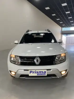 RENAULT-DUSTER-2019