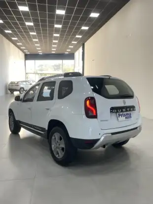 RENAULT-DUSTER-2019