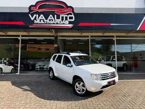 RENAULT-DUSTER-2012