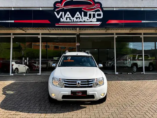 RENAULT-DUSTER-2012