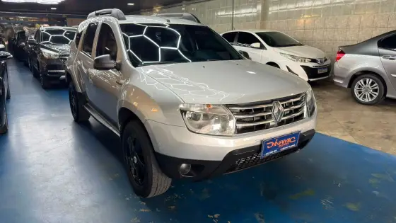 RENAULT DUSTER 1.6 EXPRESSION 4X2 16V FLEX 4P MANUAL RENAULT DUSTER 1.6 EXPRESSION 4X2 16V FLEX 4P MANUAL