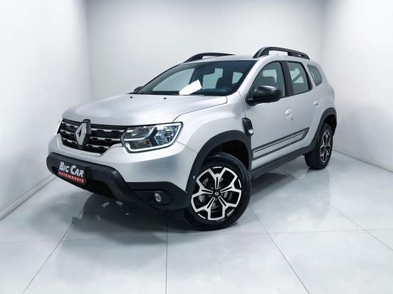 RENAULT-DUSTER-2023