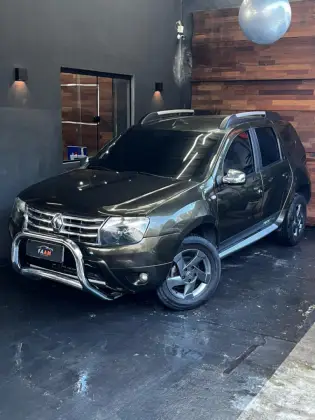 RENAULT DUSTER 2.0 DYNAMIQUE 4X2 16V FLEX 4P AUTOMÁTICO RENAULT DUSTER 2.0 DYNAMIQUE 4X2 16V FLEX 4P AUTOMÁTICO
