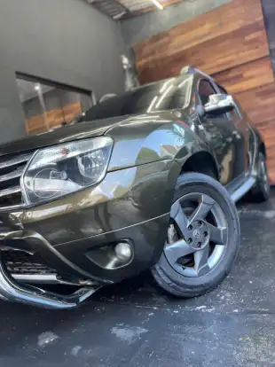 RENAULT-DUSTER-2013