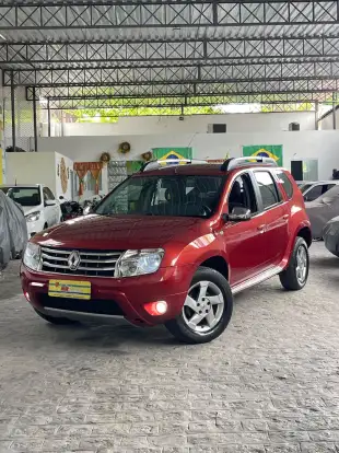 RENAULT-DUSTER-2014