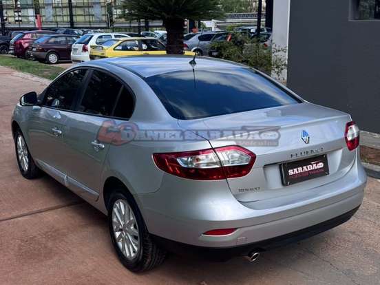 RENAULT-FLUENCE-2.0 DYNAMIQUE 16V FLEX 4P AUTOMÁTICO RENAULT-FLUENCE-2016