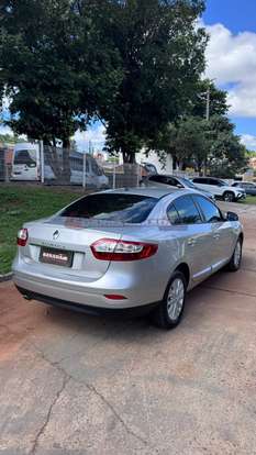 RENAULT-FLUENCE-2016