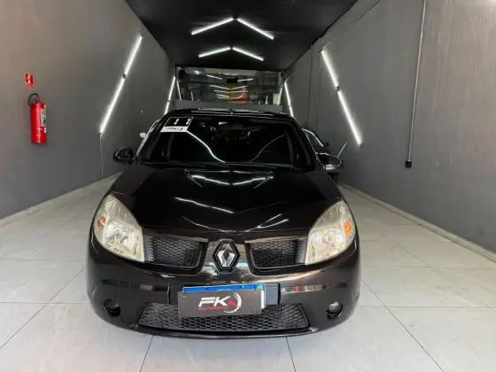 RENAULT SANDERO 1.0 EXPRESSION 16V FLEX 4P MANUAL RENAULT SANDERO 1.0 EXPRESSION 16V FLEX 4P MANUAL
