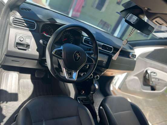 RENAULT-DUSTER-2023
