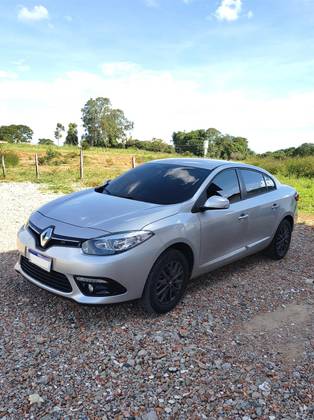 RENAULT FLUENCE 2.0 DYNAMIQUE PLUS 16V FLEX 4P AUTOMÁTICO