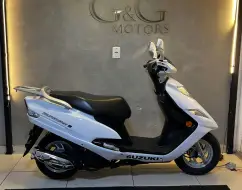 SUZUKI BURGMAN i SUZUKI BURGMAN i