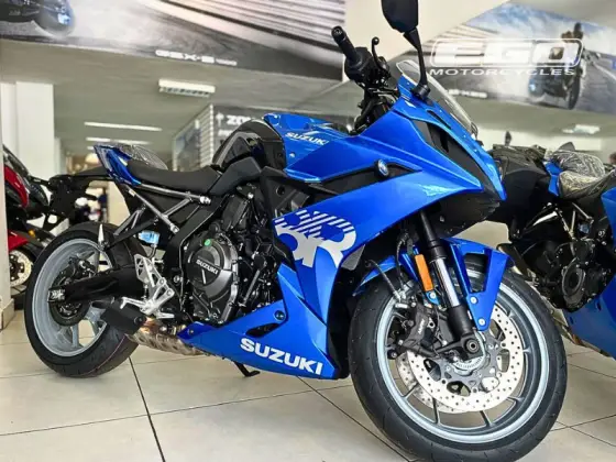 SUZUKI GSX-8R SUZUKI GSX-8R