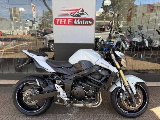 SUZUKI GSR 750A 