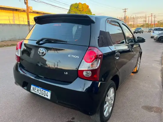 TOYOTA-ETIOS-2018