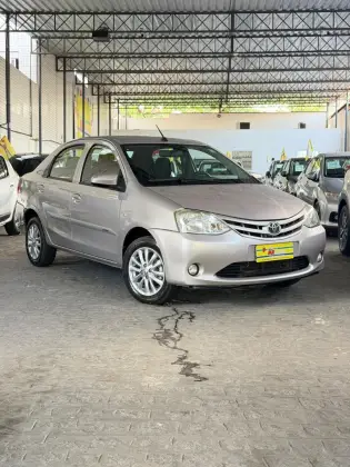 TOYOTA ETIOS 1.5 X SEDAN 16V FLEX 4P AUTOMÁTICO