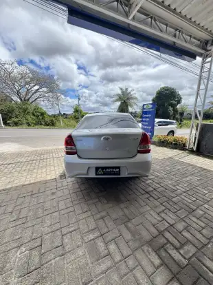 TOYOTA-ETIOS-2018