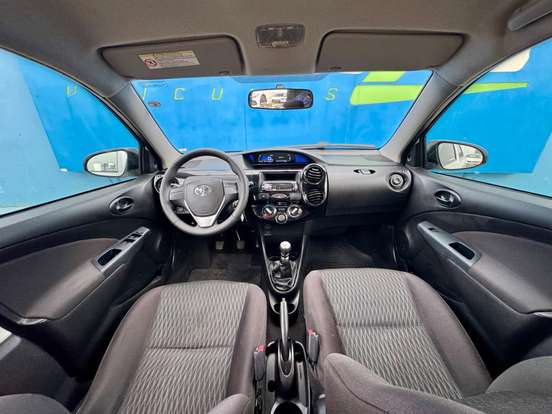 TOYOTA-ETIOS-1.3 X 16V FLEX 4P MANUAL TOYOTA-ETIOS-2017