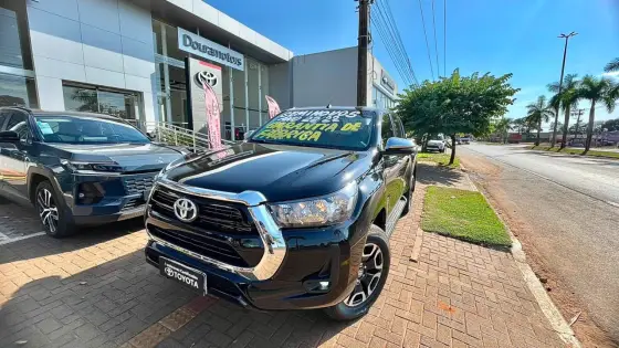 TOYOTA HILUX 2.8 D-4D TURBO DIESEL CD SRV 4X4 AUTOMÁTICO
