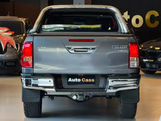 TOYOTA-HILUX-2.8 D-4D TURBO DIESEL CD SRV 4X4 AUTOMÁTICO TOYOTA-HILUX-2020