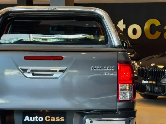 TOYOTA-HILUX-2020