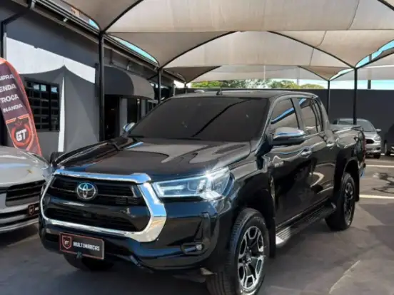 TOYOTA-HILUX-2.8 D-4D TURBO DIESEL CD SRX 4X4 AUTOMÁTICO TOYOTA-HILUX-2021
