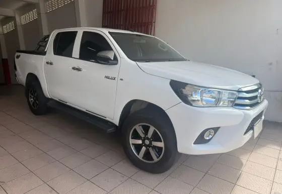 TOYOTA HILUX 2.8 POWER PACK 4X4 CD 16V DIESEL 4P MANUAL TOYOTA HILUX 2.8 POWER PACK 4X4 CD 16V DIESEL 4P MANUAL