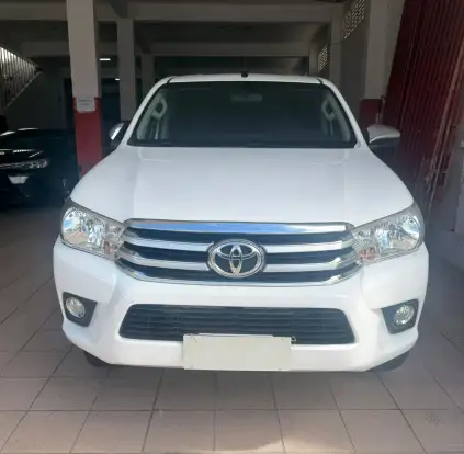 TOYOTA-HILUX-2018