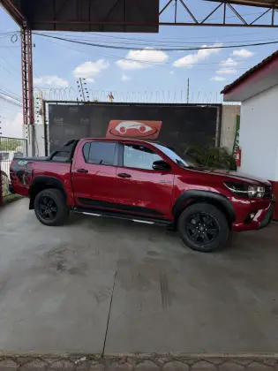 TOYOTA HILUX 2.8 SR CHALLENGE 4X4 CD 16V DIESEL 4P AUTOMÁTICO