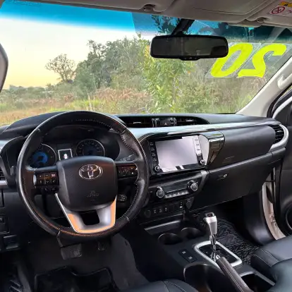 TOYOTA-HILUX-2.8 SRV 4X4 CD 16V DIESEL 4P AUTOMÁTICO TOYOTA-HILUX-2019