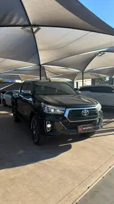 TOYOTA HILUX 2.8 SRX 4X4 CD 16V DIESEL 4P AUTOMÁTICO