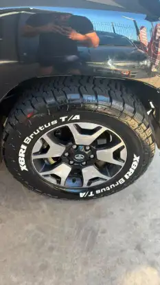 TOYOTA-HILUX-2019