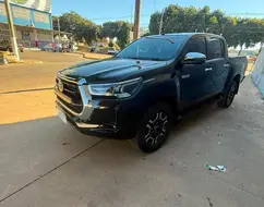 TOYOTA HILUX 2.8 D-4D TURBO DIESEL CD SRV 4X4 AUTOMÁTICO TOYOTA HILUX 2.8 D-4D TURBO DIESEL CD SRV 4X4 AUTOMÁTICO