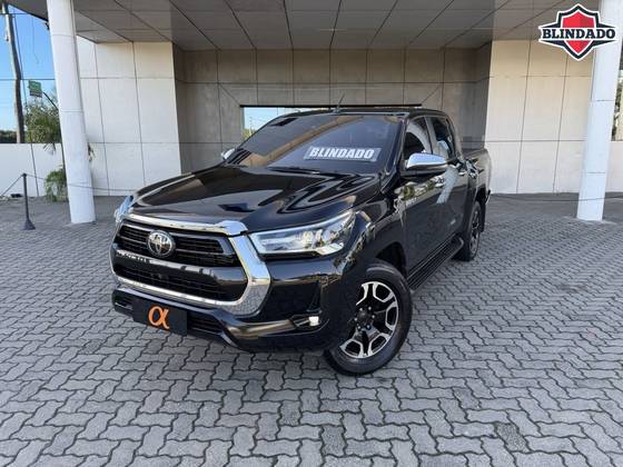 TOYOTA HILUX 2.8 D-4D TURBO DIESEL CD SRX 4X4 AUTOMÁTICO