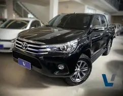 TOYOTA HILUX 2.8 SRX 4X4 CD 16V DIESEL 4P AUTOMÁTICO TOYOTA HILUX 2.8 SRX 4X4 CD 16V DIESEL 4P AUTOMÁTICO