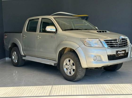 TOYOTA HILUX 3.0 SRV 4X4 CD 16V TURBO INTERCOOLER DIESEL 4P AUTOMÁTICO