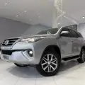 TOYOTA HILUX SW4 2.8 SRX 4X4 7 LUGARES 16V TURBO INTERCOOLER DIESEL 4P AUTOMÁTICO TOYOTA HILUX SW4 2.8 SRX 4X4 7 LUGARES 16V TURBO INTERCOOLER DIESEL 4P AUTOMÁTICO